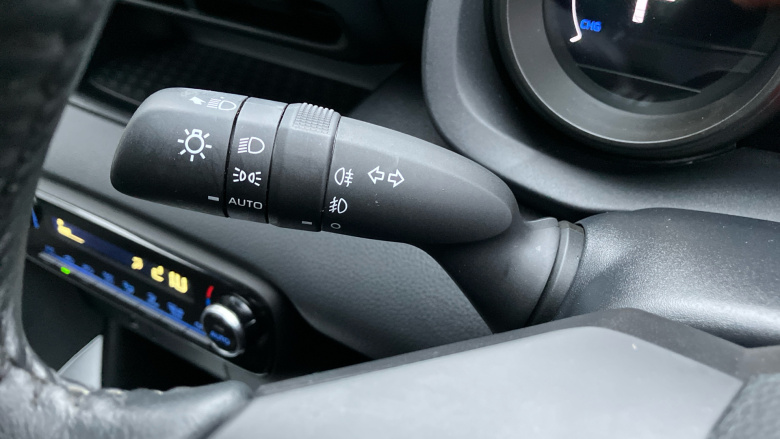 Toyota Yaris 1.5 Hybrid Design 5dr CVT Hybrid Hatchback